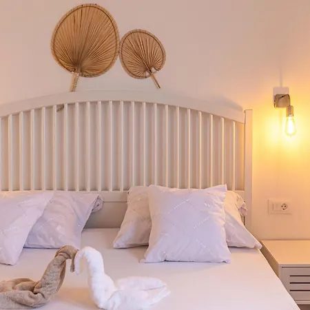 Apartment Amazing In Kastel Novi With Wifi *